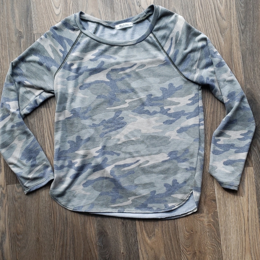 Camo long sleeve